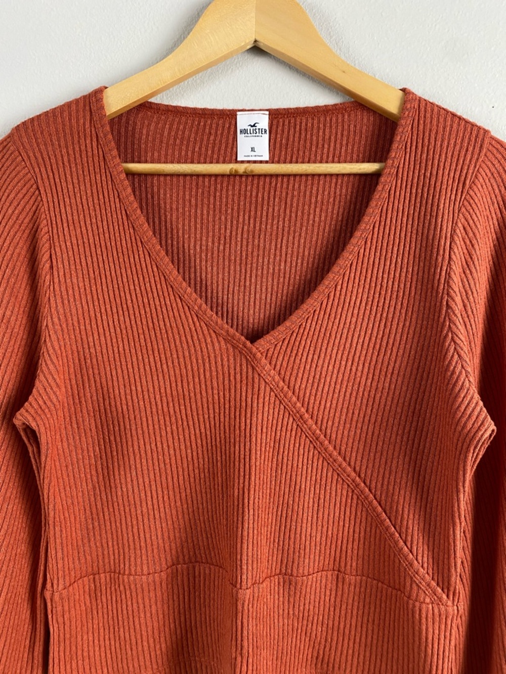Hollister Ribbed Knit Long Sleeve Top/Tee | V Neck | Rust - Picture 3 of 14